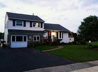 931 Catalpa Rd, Warminster, PA 18974