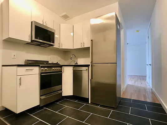 Rented by Building Equity Real Estate LLC | media 20