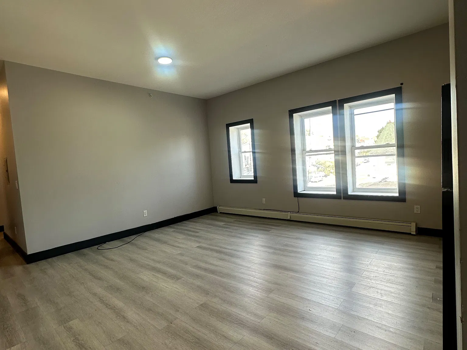 2 bed, $1,900 — Photo 3