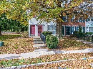 110 Amethyst Way, Franklin Park, NJ 08823
