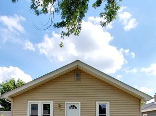 811 George Ave, Aurora, IL 60505