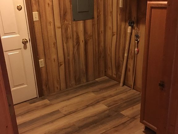 5th image of 15 Gibson Bottom Ct