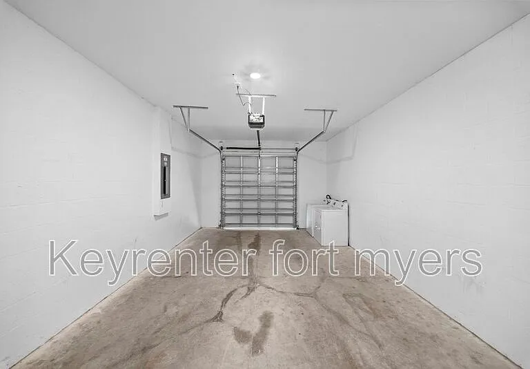 4716 29th St SW — Photo 25