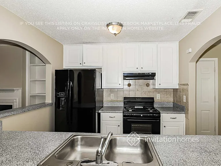 3004 Meadow Glen Pass — Photo 8