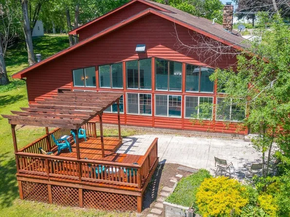 350 Lake St, Scandinavia, WI 54977
