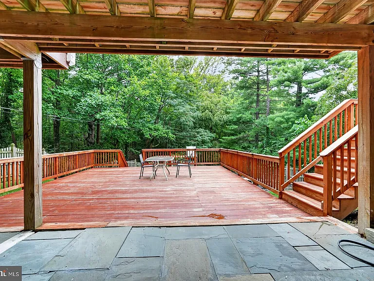 5402 Ashcomb Ct — Photo 40