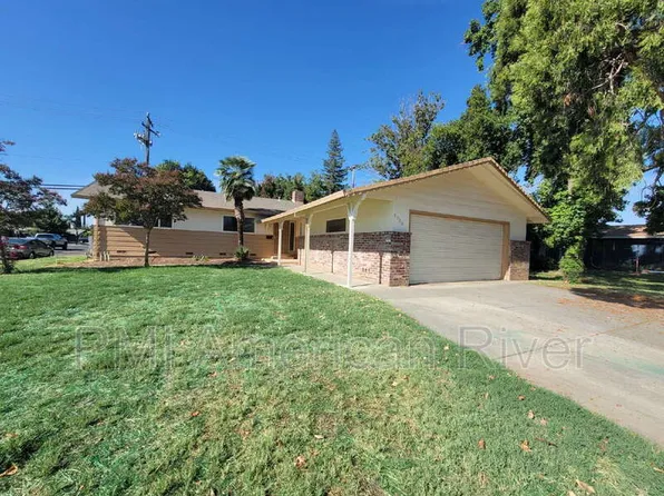 9060 Talisman Dr, Sacramento, CA 95826