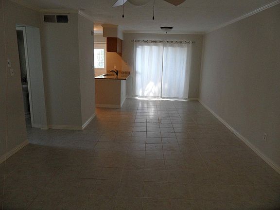 5th image of 10615 Briar Forest Dr APT 901