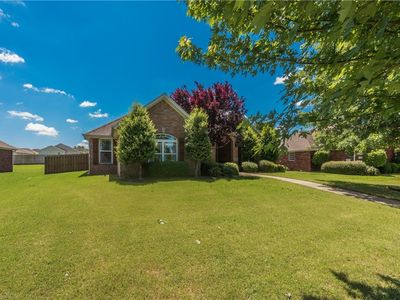 2305 SW 8th St, Bentonville, AR, 72712