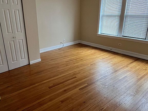 5th image of 1670 W Pratt Blvd #2A