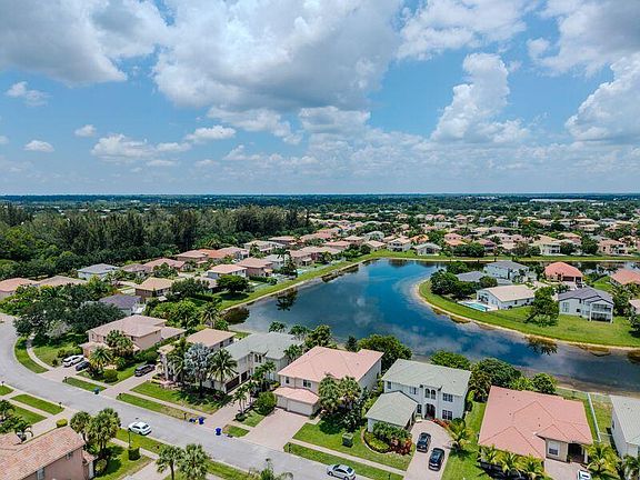 2nd image of 163 Bella Vista Way