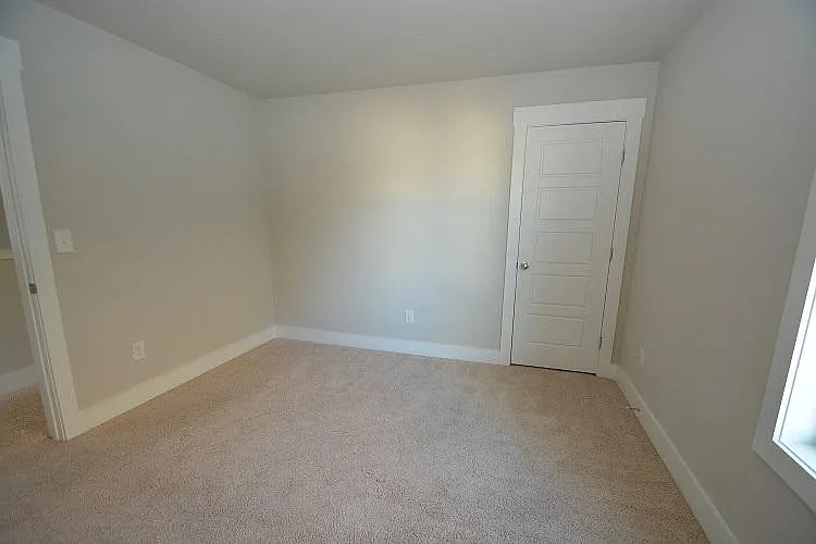 725 Fireball Ct — Photo 8