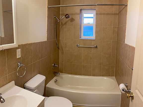4th image of 57 Canton Ct #1