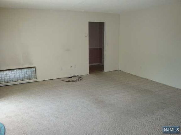 5th image of 530 Fairview Ave #3308