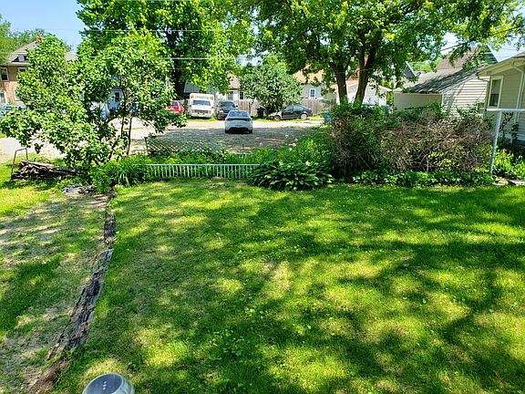 4th image of 525 18th Ave