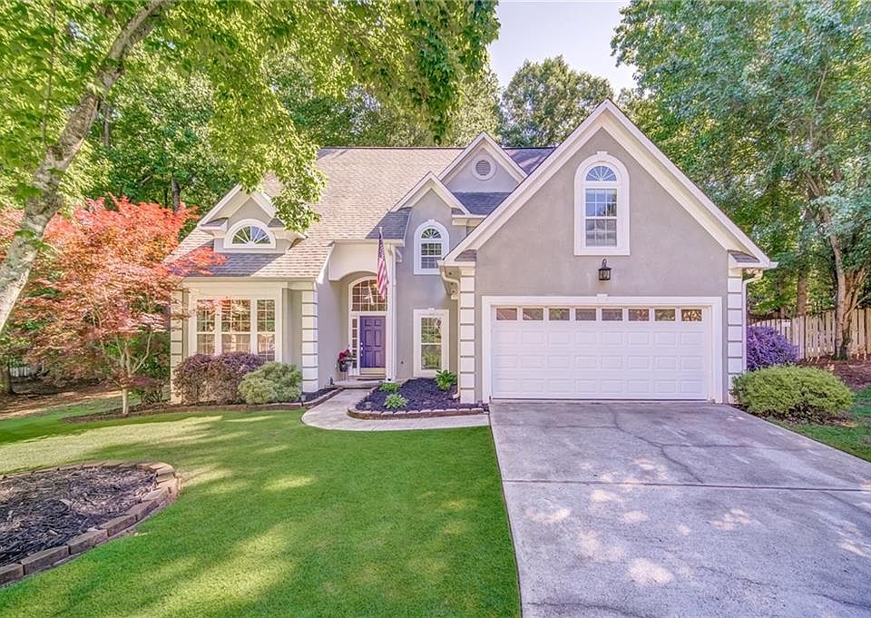 1st image of 1065 Grand Oaks Gln