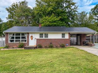1249 Pointer St, Roxboro, NC 27573