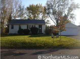 1724 Pinewood Dr, Shoreview, MN 55126