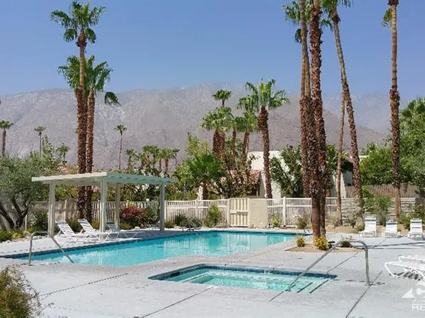 327 W Mariscal Rd, Palm Springs, CA 92262