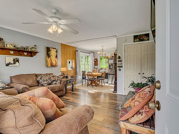3rd image of 1286 Hagan Rd