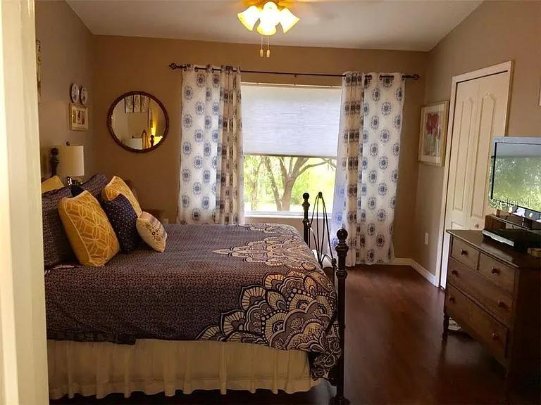 2454 Lake Woodberry Cir — Photo 10