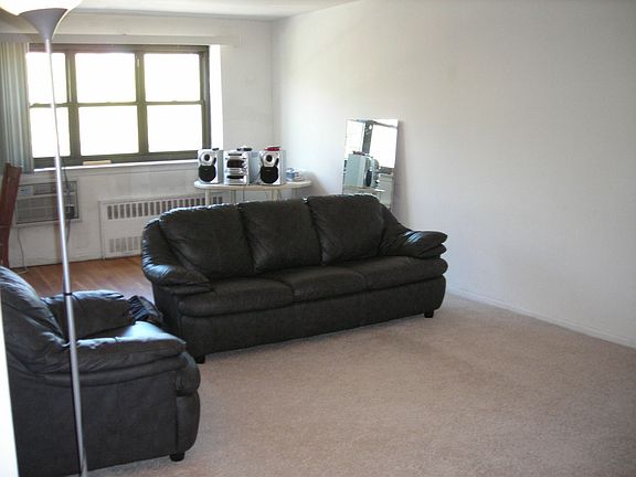 5th image of 8610 151st Ave APT 3A