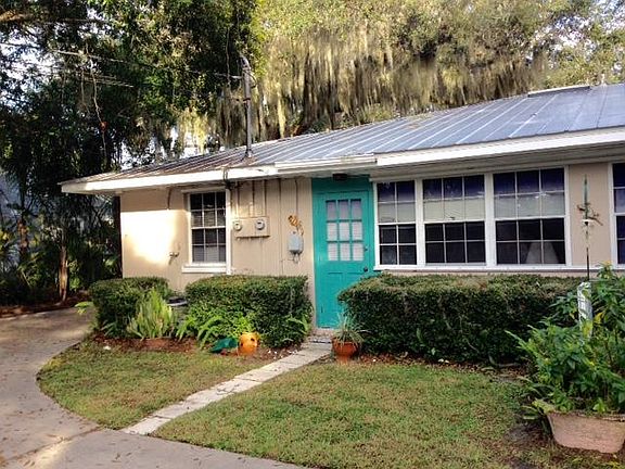 3rd image of 2209 10th Ave