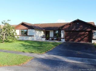 8301 SW 57th St, Davie, FL 33328