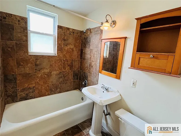 17 Elm Ct #D — Photo 10