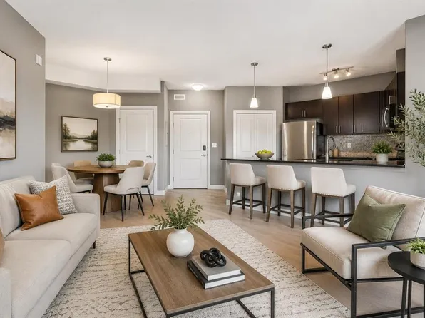 23 N Millrise Dr SW #309, Calgary, AB T2Y 3V1