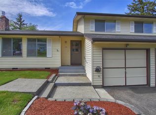 2990 Delphi Loop NE, Bremerton, WA 98311