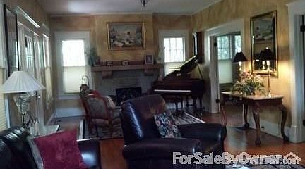 LIving Room with fireplace