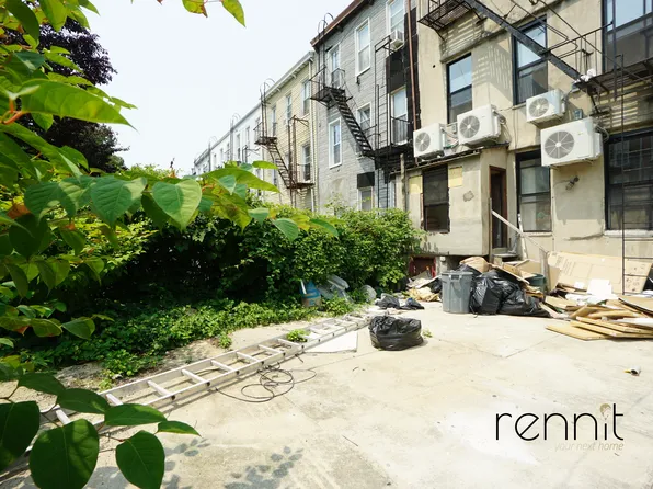 38 Cornelia Street image 1 of 13