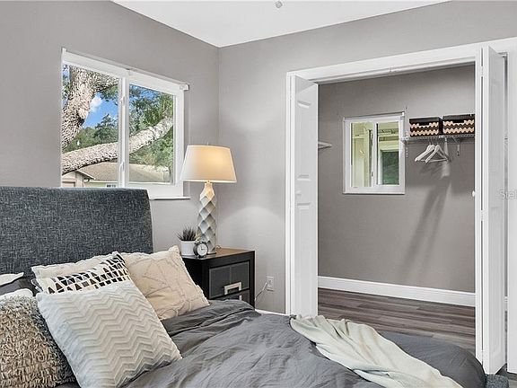 4th image of 1506 Caird Way
