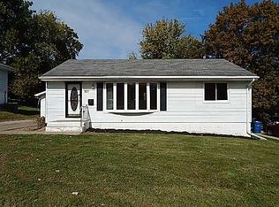 201 Bell Ave, Des Moines, IA 50315