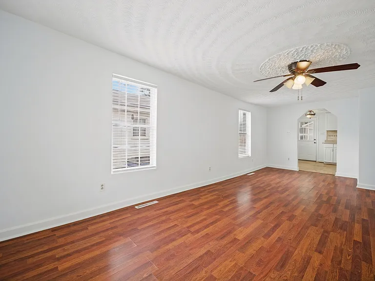 1113 Covel St — Photo 4