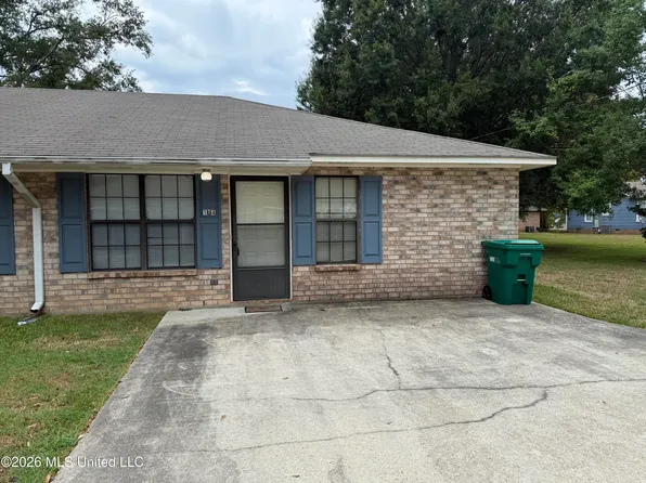 106 Harrison Dr #A, McComb, MS 39648