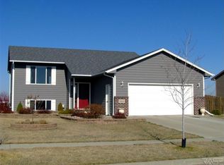 2801 N Vincent Ave, Sioux Falls, SD 57107