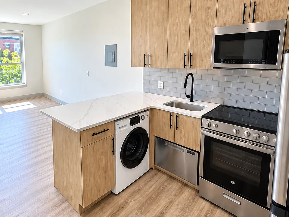 114 Main St #36