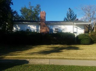 102 Miller Rd, Hicksville, NY 11801