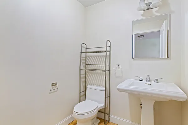 Rented by Corcoran | media 14