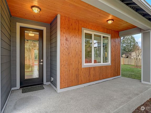 2nd image of 24605 9th Avenue S