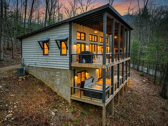 3rd image of 171 Cohutta Overlook Ln