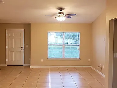 Dogwood Dr — Photo 4