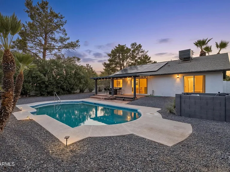 5117 E Beck Ln — Photo 1