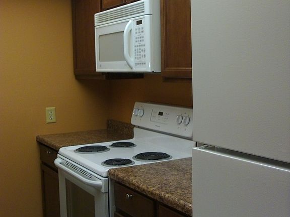 New stove, fridge, microwave/hood