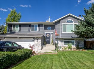 6914 S Lynaria Ct, West Jordan, UT 84081