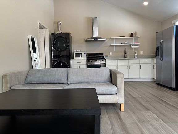 5th image of 4811 Lori Ann Ln #2