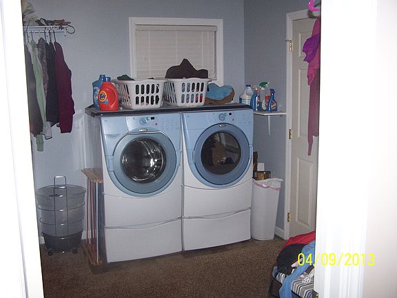 Laundry in Master WIC