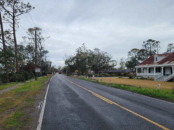 4th image of 1113 Highway 628